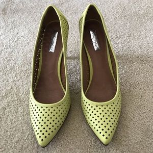Halogen Neon Yellow Pumps